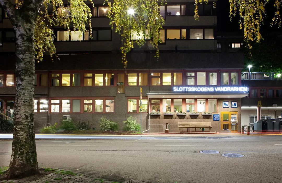 Slottsskogens Hostel-1