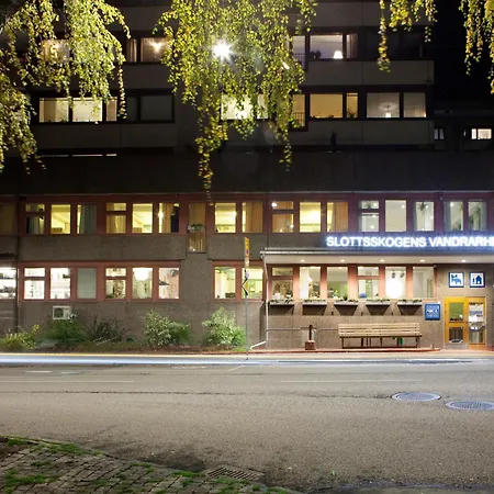 Slottsskogens Hostel-2
